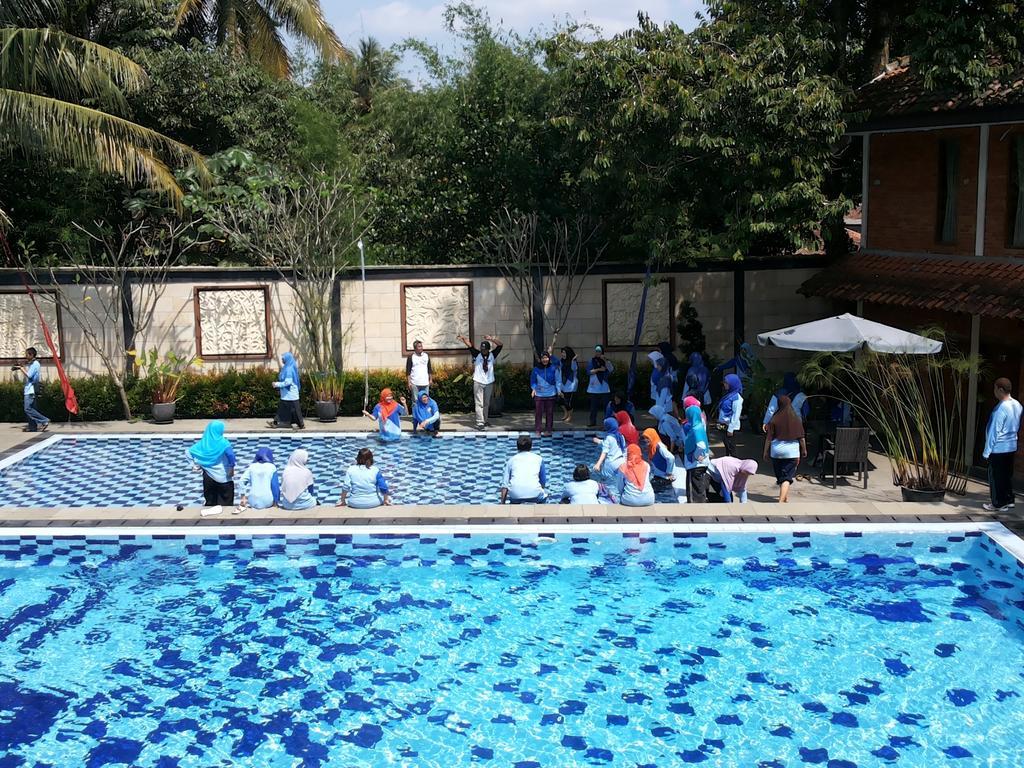 Bumi Cikeas Sentul Bogor Hotel Bagian luar foto