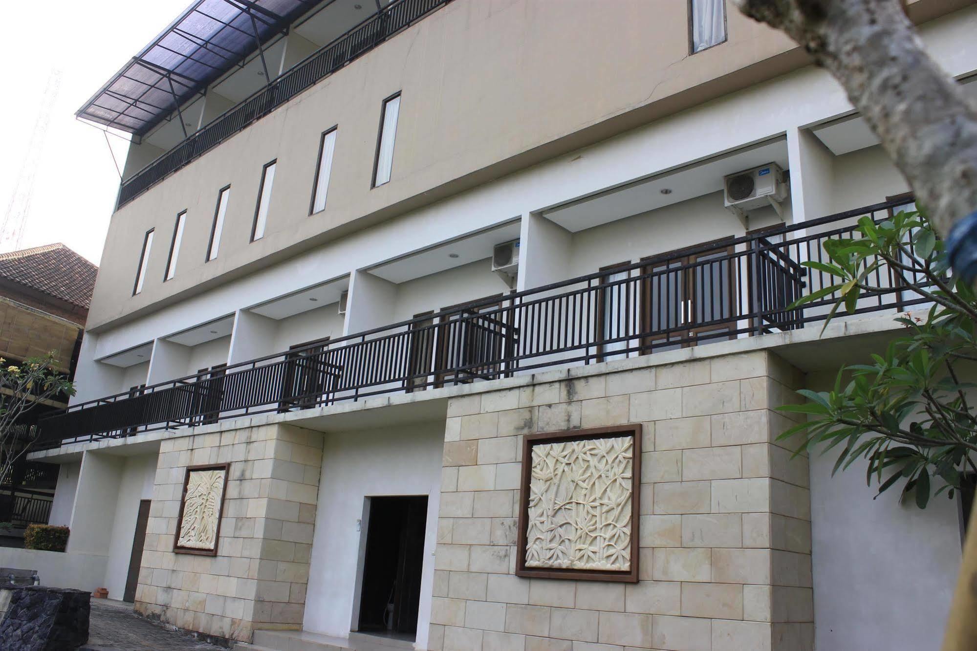 Bumi Cikeas Sentul Bogor Hotel Bagian luar foto