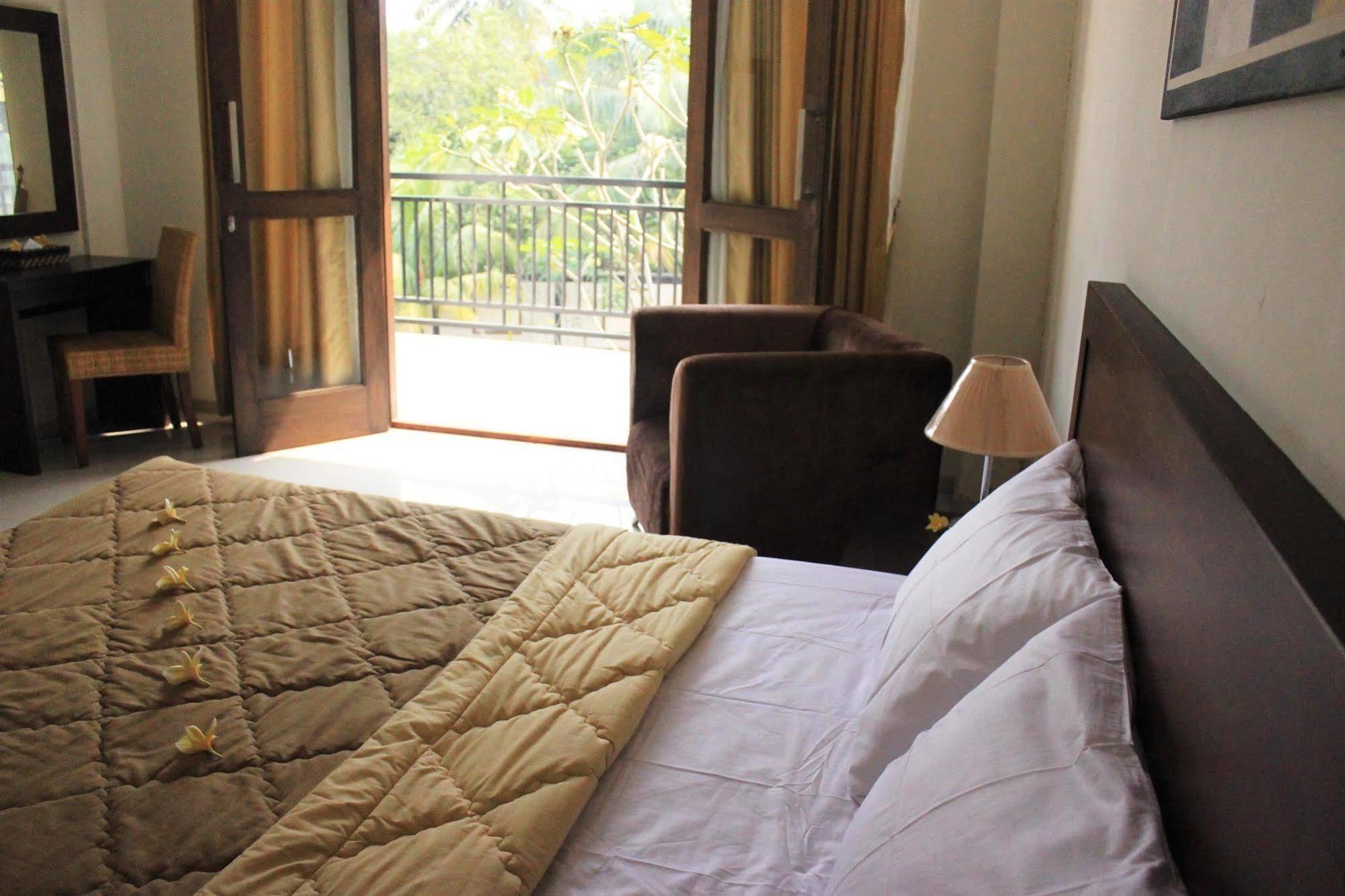 Bumi Cikeas Sentul Bogor Hotel Bagian luar foto