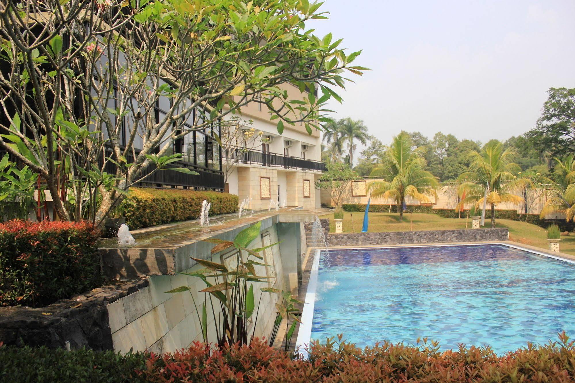 Bumi Cikeas Sentul Bogor Hotel Bagian luar foto
